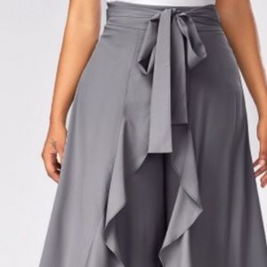 🎼Gray Tie Front Overlay Pant / Skirt 🍸